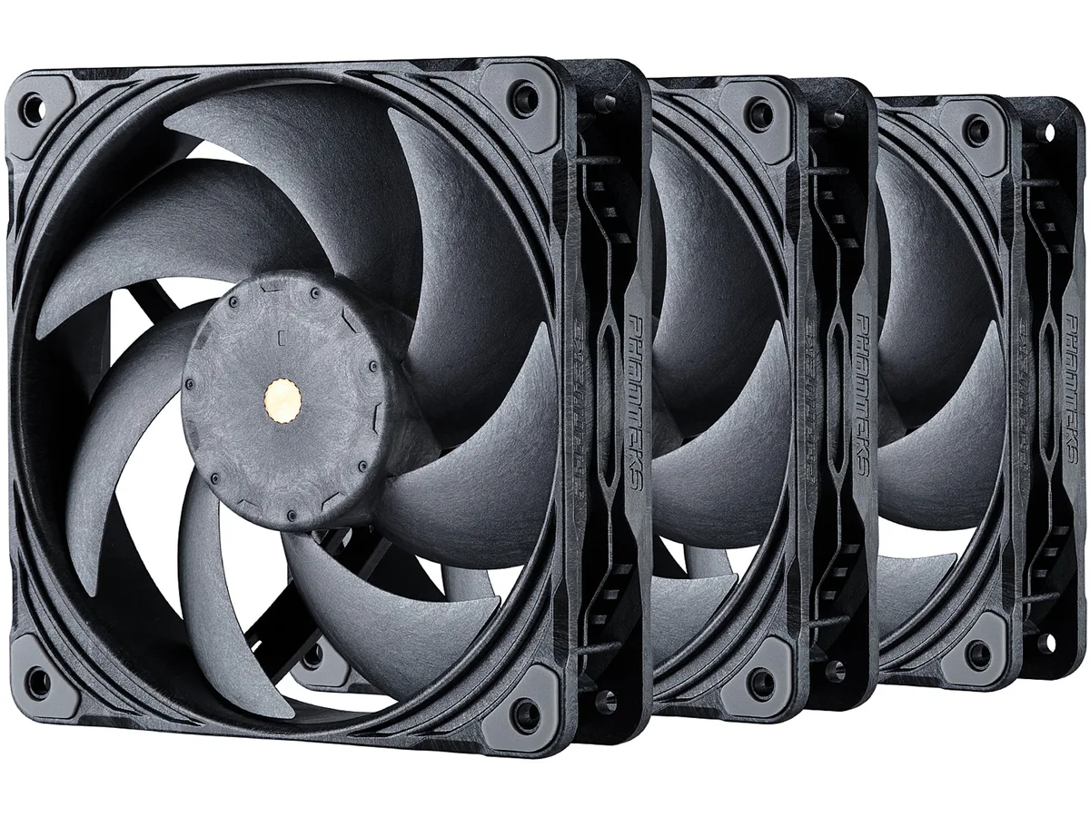 Phanteks Phanteks PH-F120T30_BG_3P 120mm 30mm case fan triple pack — product photo