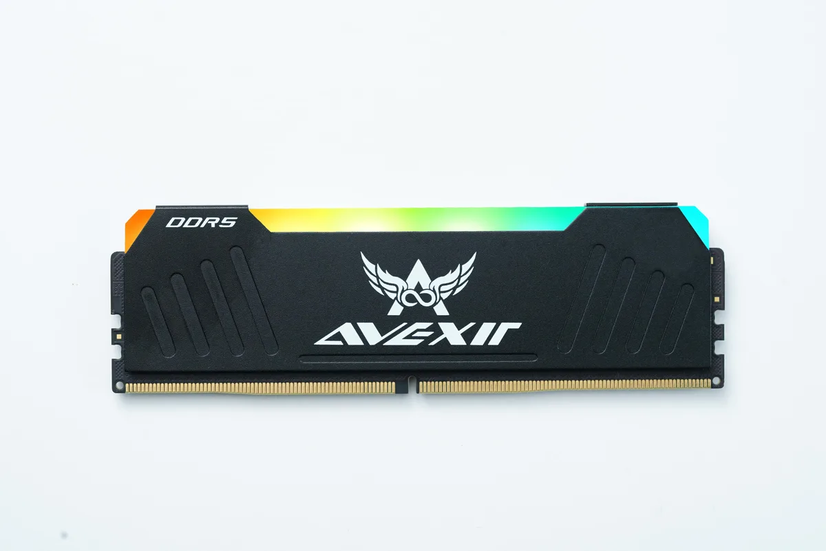 Avexir Avexir HADES RGB DDR5 32GB (2x16GB) 7200MHz CL34 desktop RAM — photo du produit