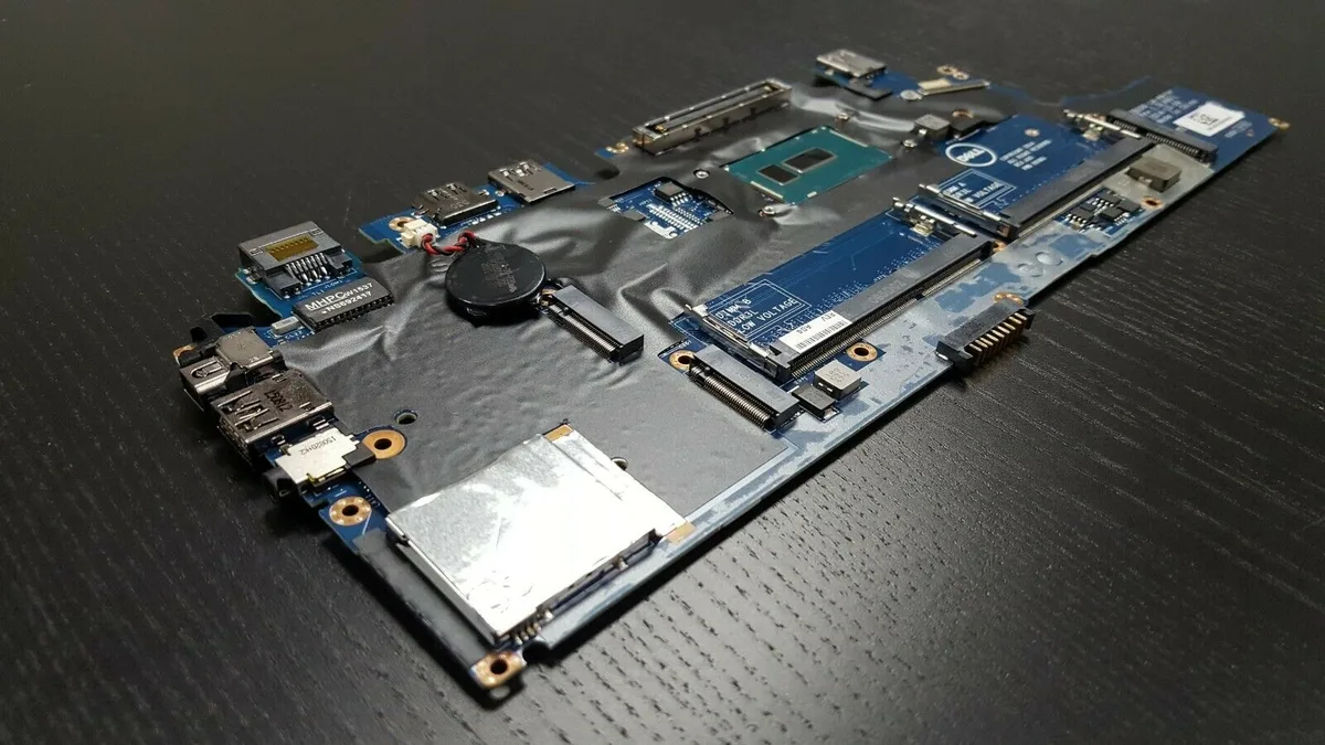 Dell Latitude E7250 motherboard with soldered i7-5600U 2.6GHz processor and CMOS battery