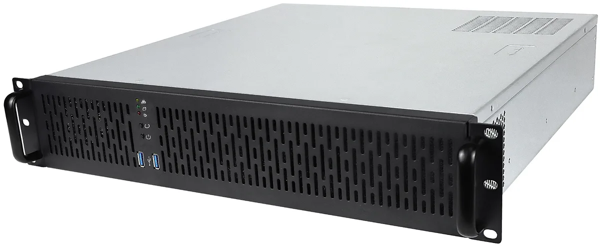 Rosewill Rosewill RSV-Z2800U 2U server chassis 4x3.5" 2x2.5" bays 2x80mm PWM fans 2xUSB 3.0 — תמונת המוצר