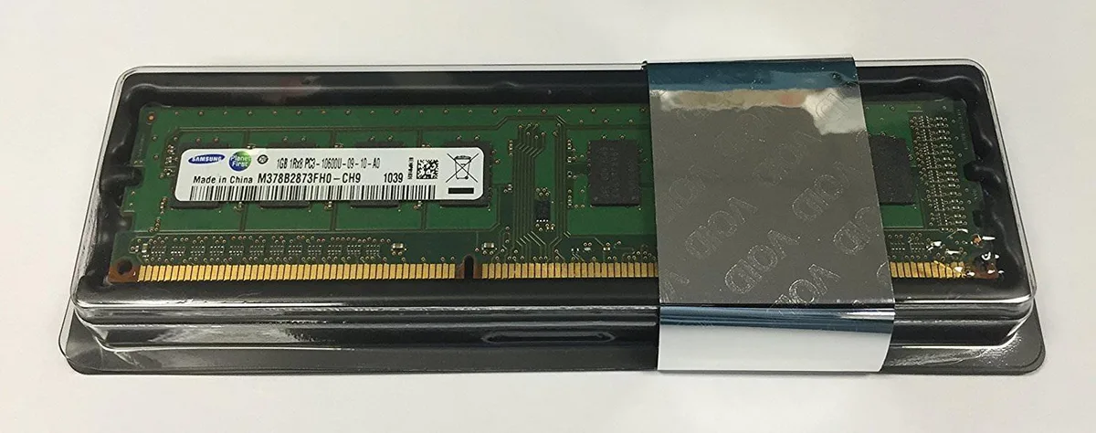 SAMSUNG SAMSUNG 1GB DDR3 1333MHz CL9 240-Pin Desktop RAM M378B2873FH0-CH9 — photo du produit