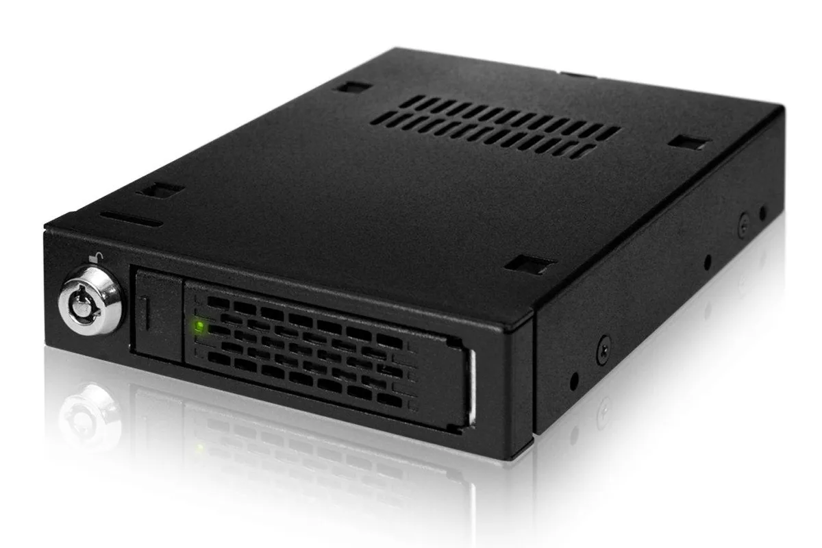 LORDWORLD LORDWORLD ToughArmor MB601VK-B 2.5" U.2 NVMe Mobile Rack for 3.5" Bay (147mm) — product photo