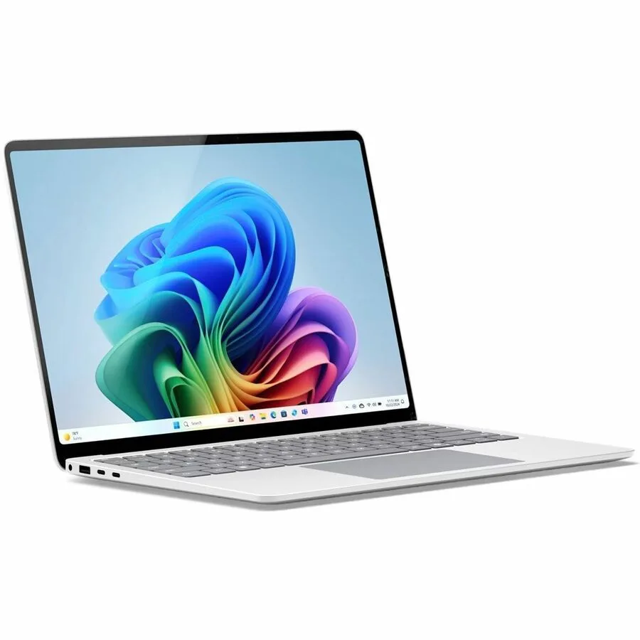 Microsoft Microsoft Surface Laptop 8 EP2-48115 Core Ultra 7 366H 64GB 512GB 13.8" Touchscreen — product photo
