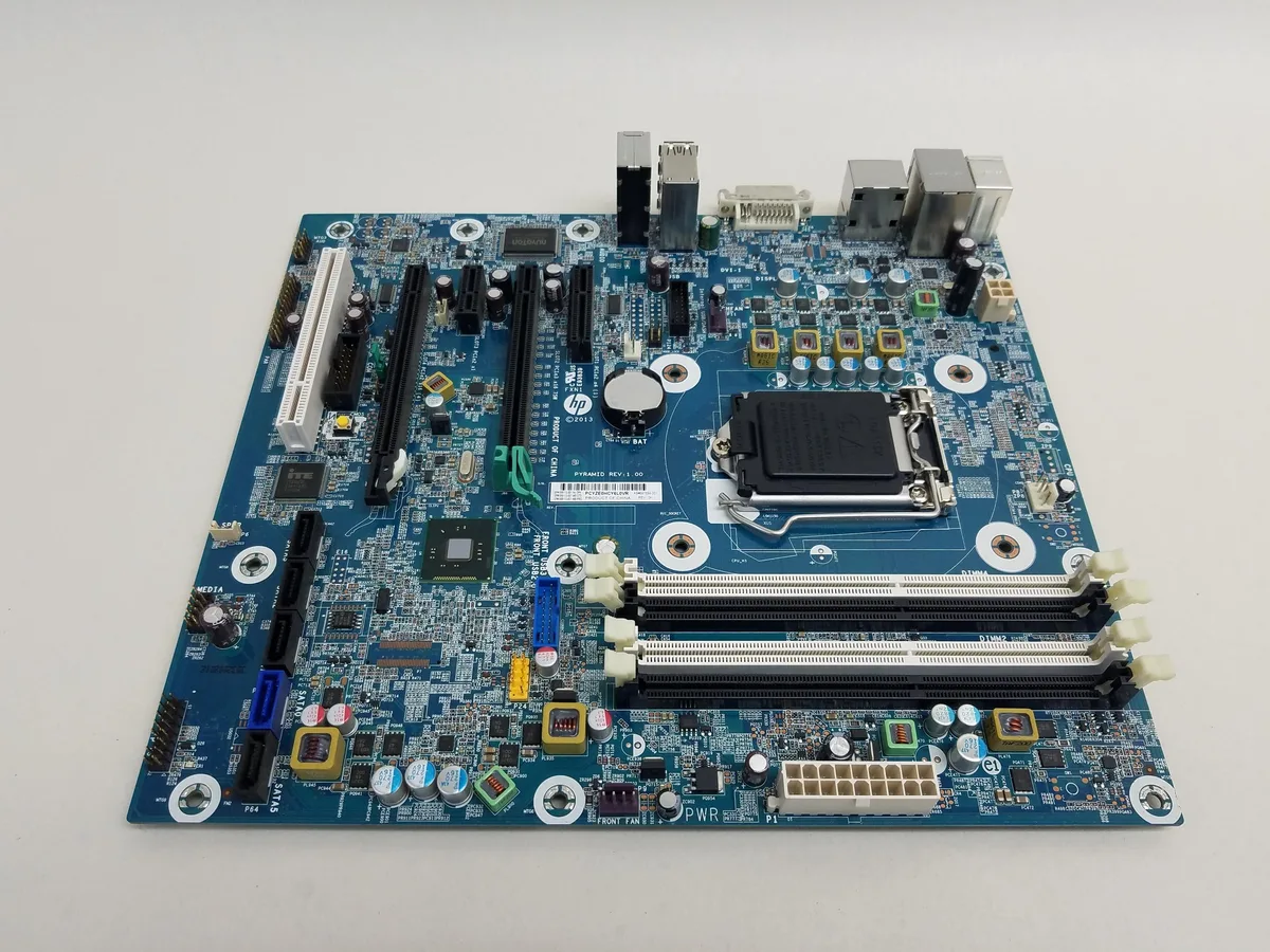 HP HP 697894-001 Z230 LGA 1150 DDR3 Server Motherboard — fotografie produktu