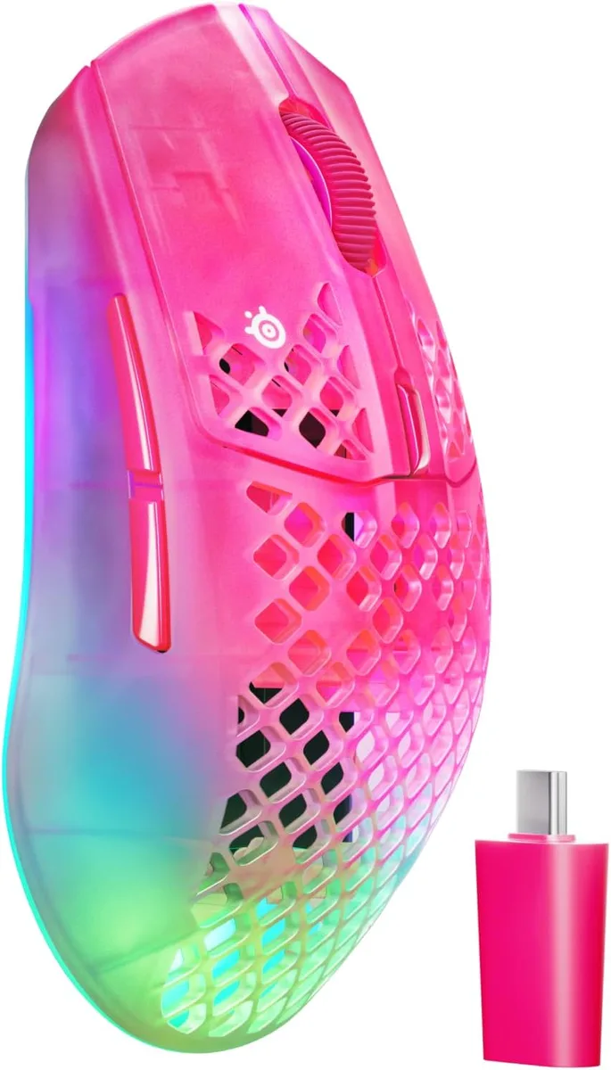 SteelSeries SteelSeries Aerox 3 62716 gaming mouse 68g 26000 DPI 4K polling 200h battery IP54 80m clicks Magenta Haze — product photo