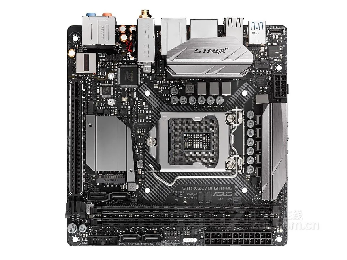 ASUS ROG STRIX Z270I Gaming Mini-ITX motherboard, black PCB with silver heatsinks and I/O shield