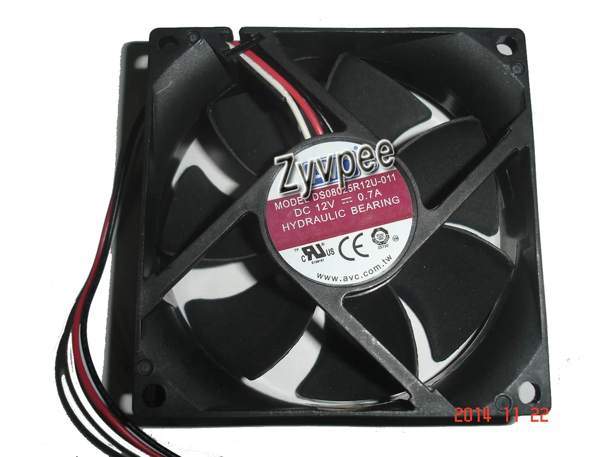 Black 80mm square CPU fan with 3-pin connector