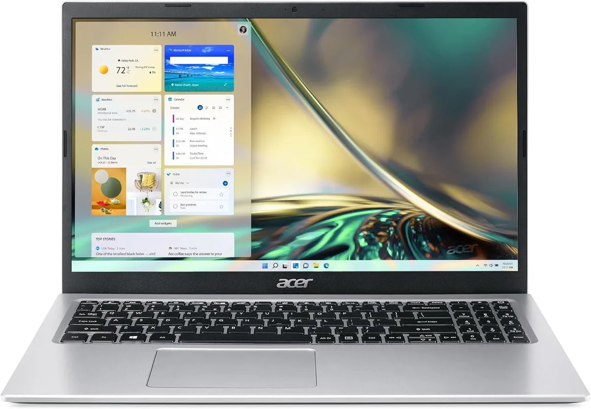 Silver Acer Aspire 3 laptop, 15.6 inch screen, slim light design