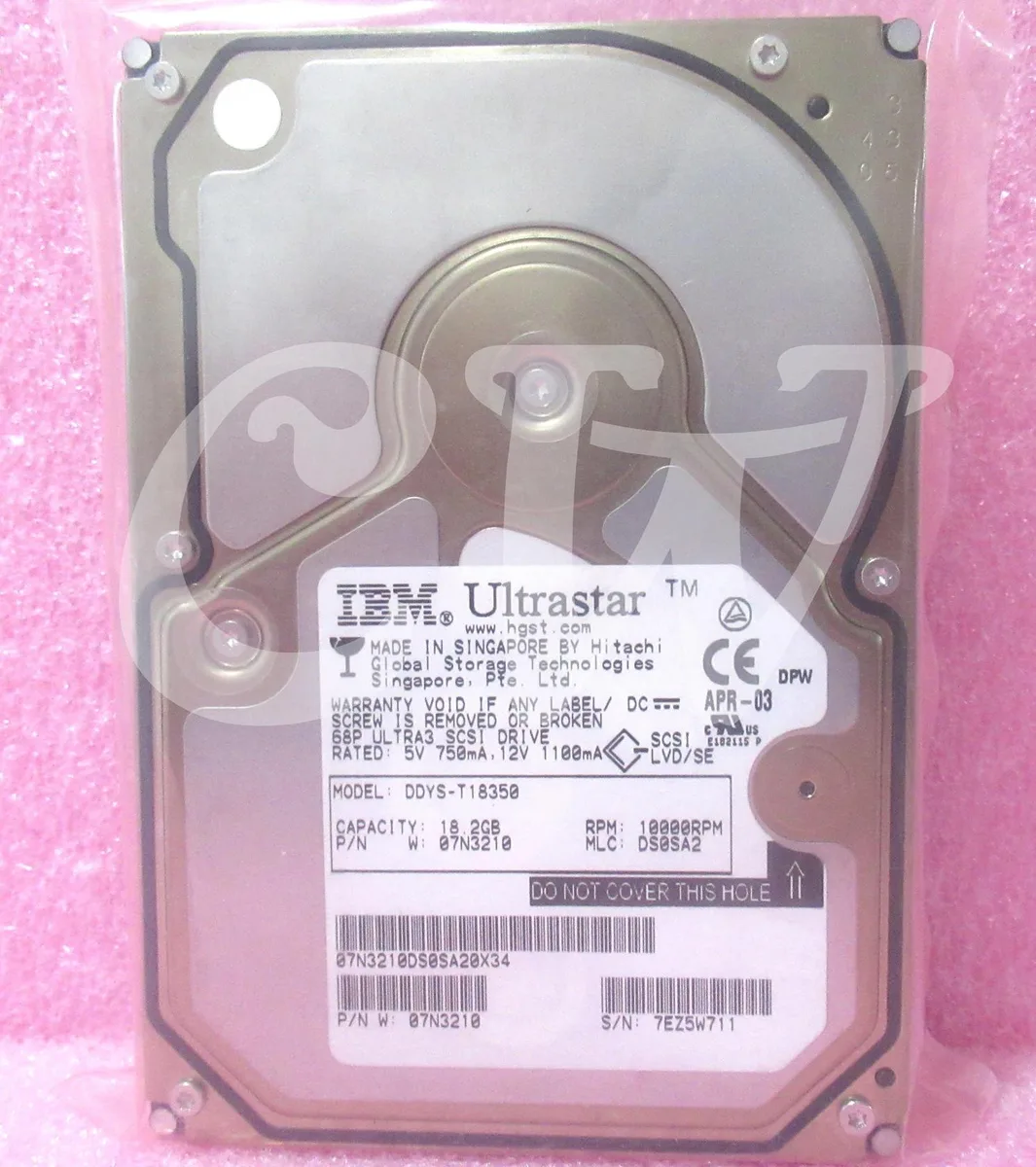 IBM IBM Ultrastar DDYS-T18350 18.2GB 10000RPM Ultra-160 4MB 80-pin 3.5in SCSI internal hard drive — fotografia produktu