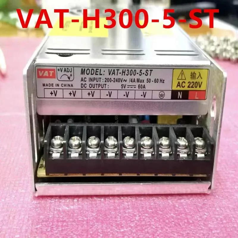 KHACHIMO KHACHIMO VAT-H300-5-ST ATX 5V 60A 300W power supply — fotografie produktu