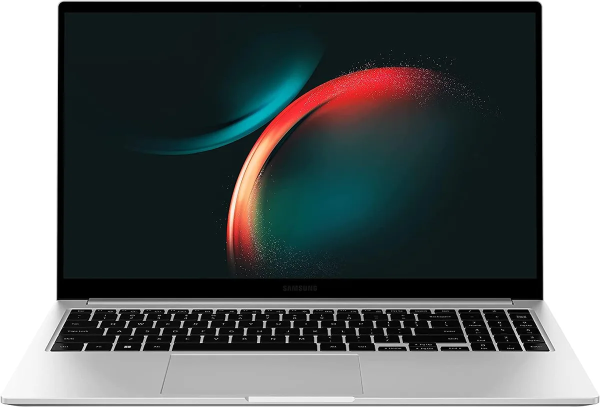 SAMSUNG SAMSUNG Galaxy Book3 NP750XFG-KB2US 15.6" i7-1360P 16GB 512GB laptop — toote foto