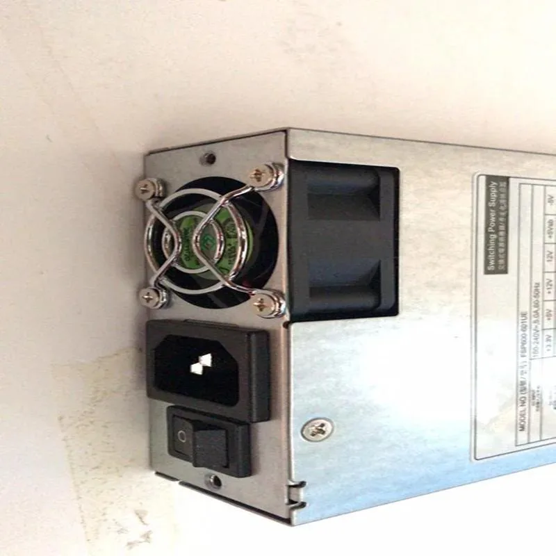 KHACHIMO KHACHIMO FSP 600W 80 PLUS Gold ATX power supply — photo du produit