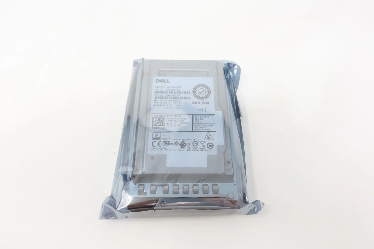 DELL DELL KPM5XVUG960G 960GB SAS 12Gb/s 2.5" internal hard drive — 商品写真