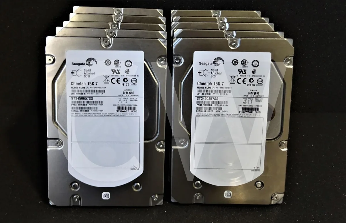 Seagate Seagate Cheetah 15K.7 ST3450857SS 450GB 15000RPM SAS 3.5in internal hard drive — 商品写真
