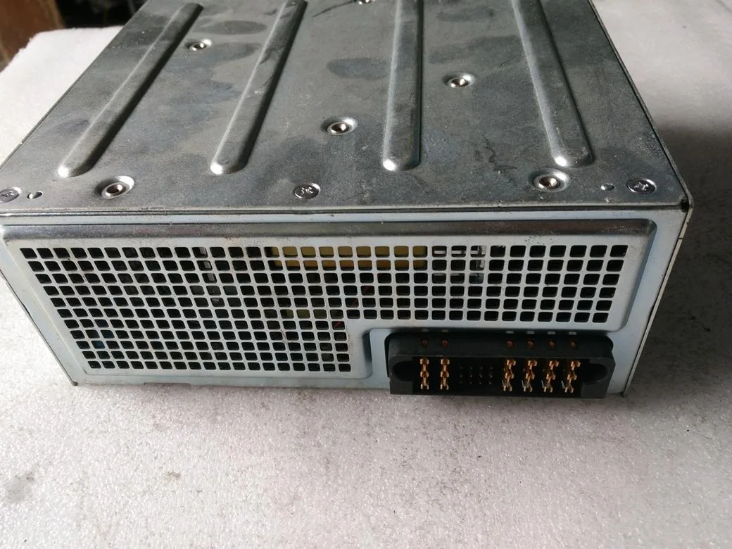 KHACHIMO KHACHIMO APS-233 341-0239-02 ATX power supply — photo du produit