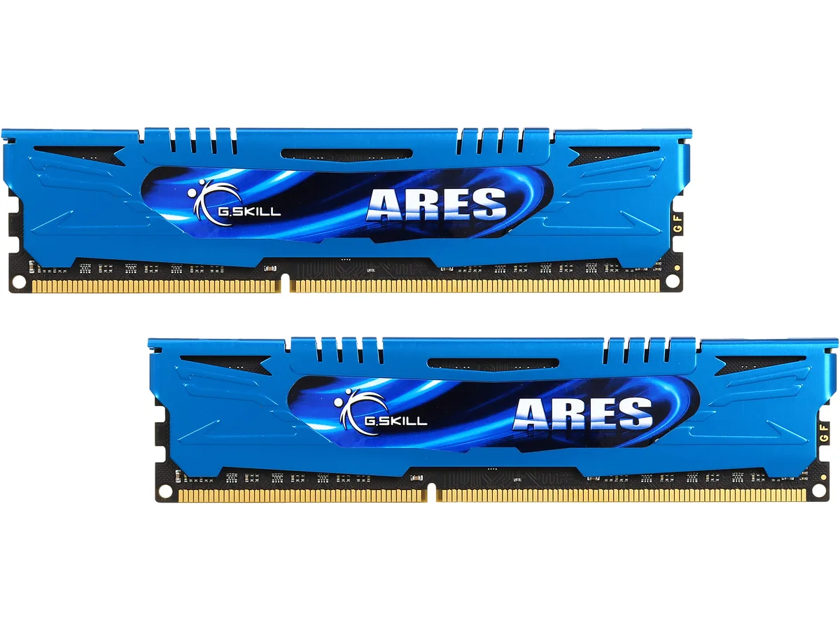 Two low-profile blue DDR3 modules, 3.2cm tall, dual-channel kit