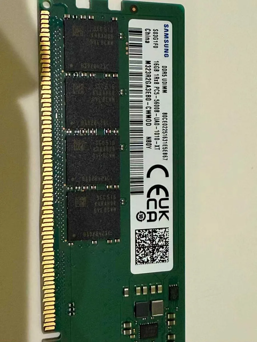 SAMSUNG SAMSUNG M323R2GA3EB0-CWM0D 16GB DDR5 5600 laptop RAM — снимка на продукта