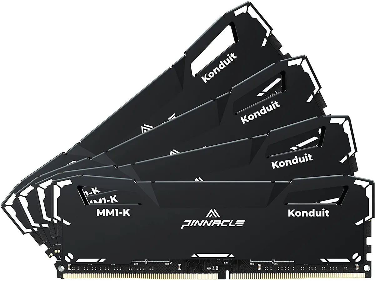Four black DDR4 memory modules with aluminium heat spreaders