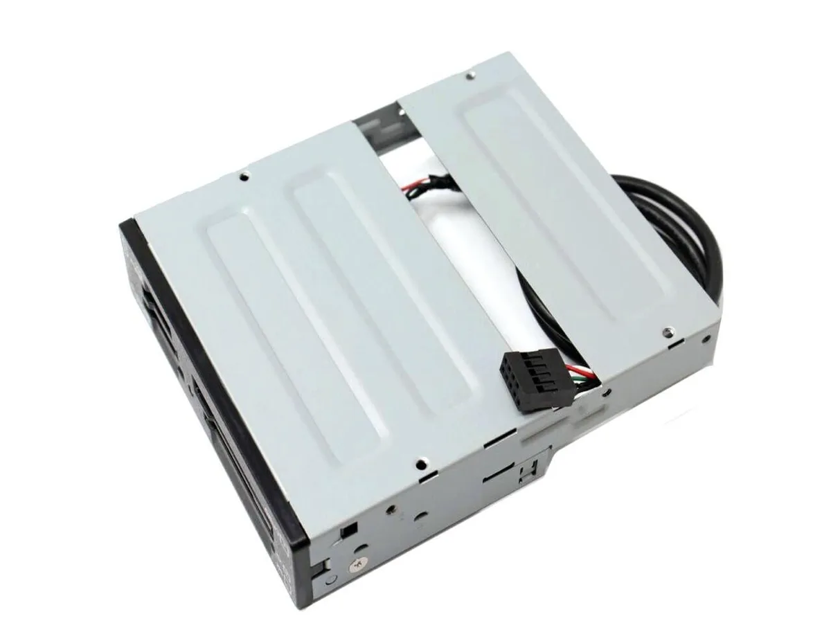 DELL DELL 19 in 1 Card Reader W816M W812M G7V21 — foto produk