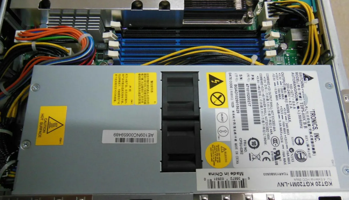 OIAGLH OIAGLH R510 G7 600W Server Power Supply TDPS-600CB B REV:01F — toote foto