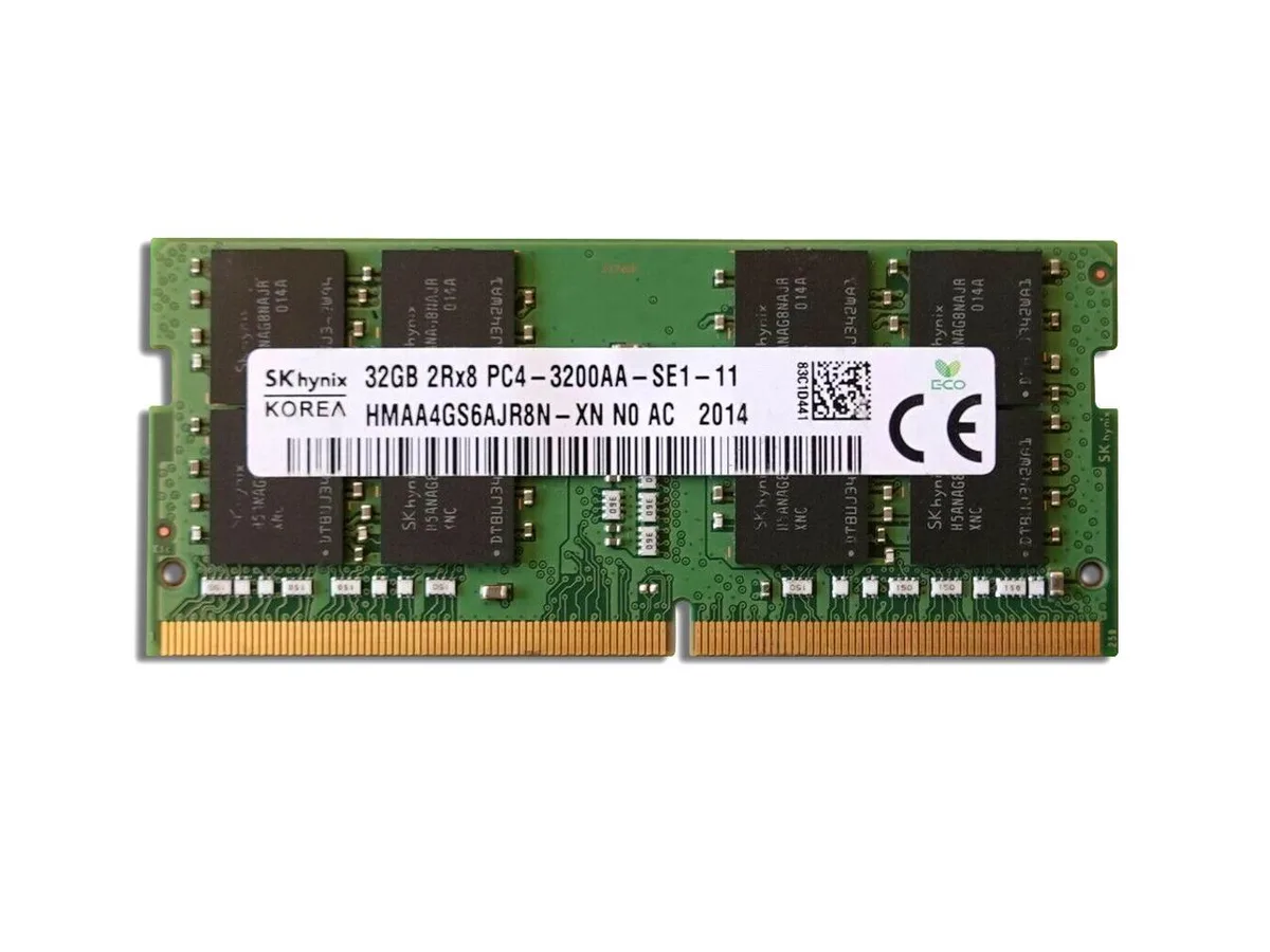 SK hynix SK hynix HMAA4GS6AJR8N-XN 32GB DDR4 3200 SODIMM laptop RAM — foto produk
