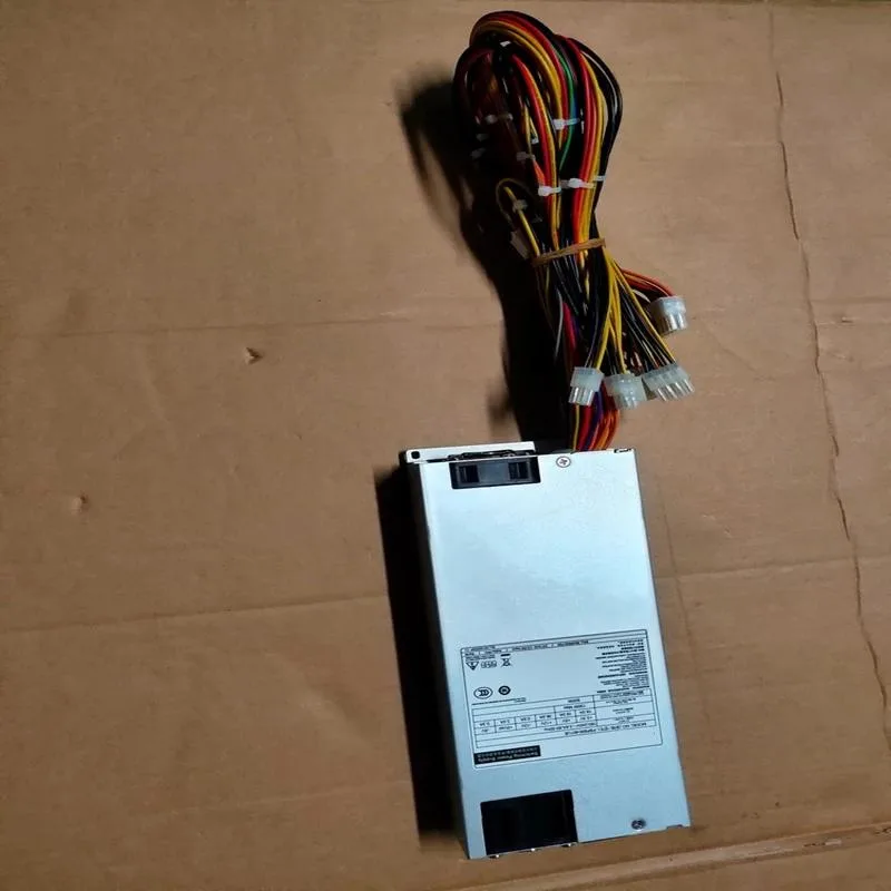 KHACHIMO KHACHIMO FSP500-601UE 500W 80 PLUS Gold power supply — photo du produit