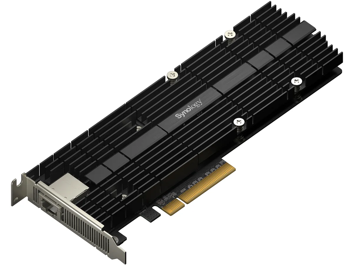 Synology Inc. Synology E10M20-T1 10GbE M.2 NVMe Adapter Card — photo du produit