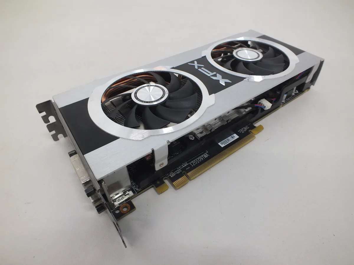 XFX XFX Radeon HD 7870 2GB GDDR5 Double Fans — photo du produit