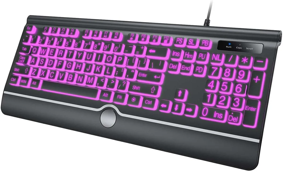 Full-size wired keyboard with 7-colour backlighting, oversize legends and detachable wrist rest