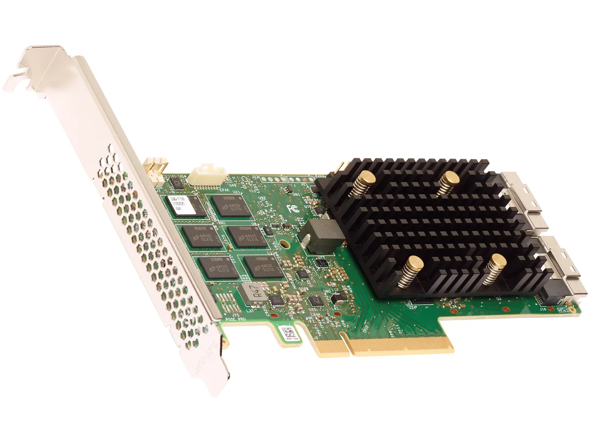 Broadcom Broadcom 05-50077-02 9500-16i PCIe 4.0 x8 Tri-Mode RAID controller — tuotekuva