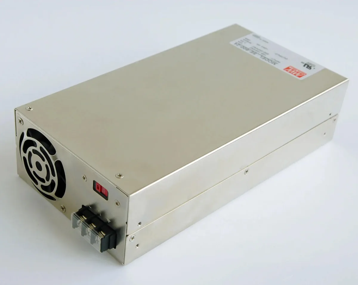 Supersuperuncle Supersuperuncle SE-600-24 24V 25A 600W server power supply — תמונת המוצר