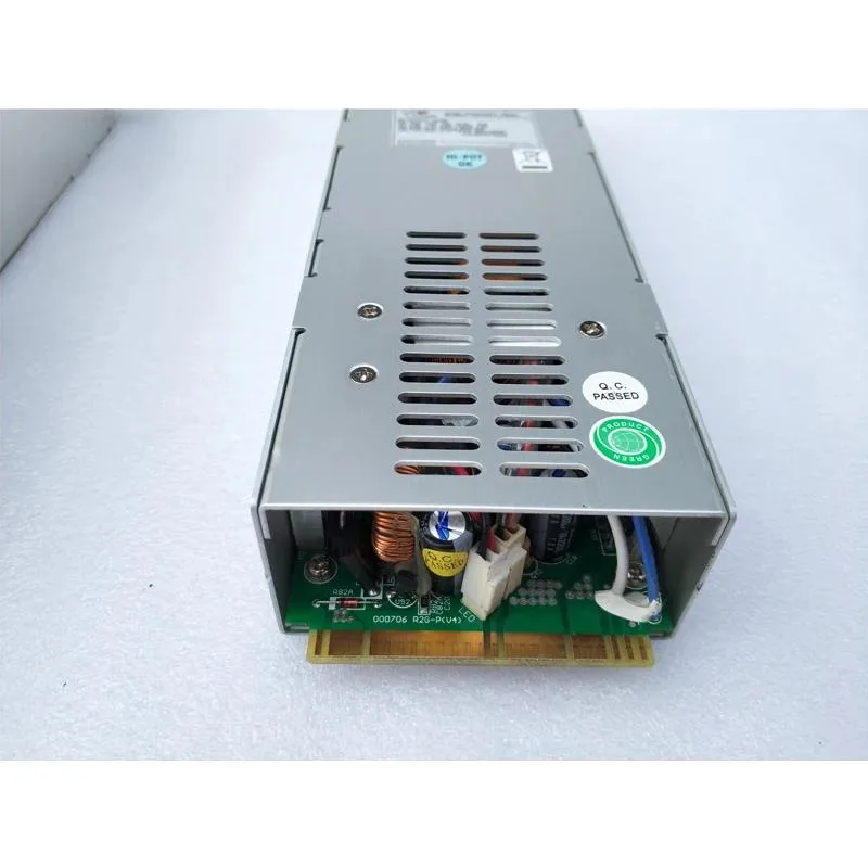 KHACHIMO KHACHIMO M1W-2810V 810W ATX power supply — photo du produit