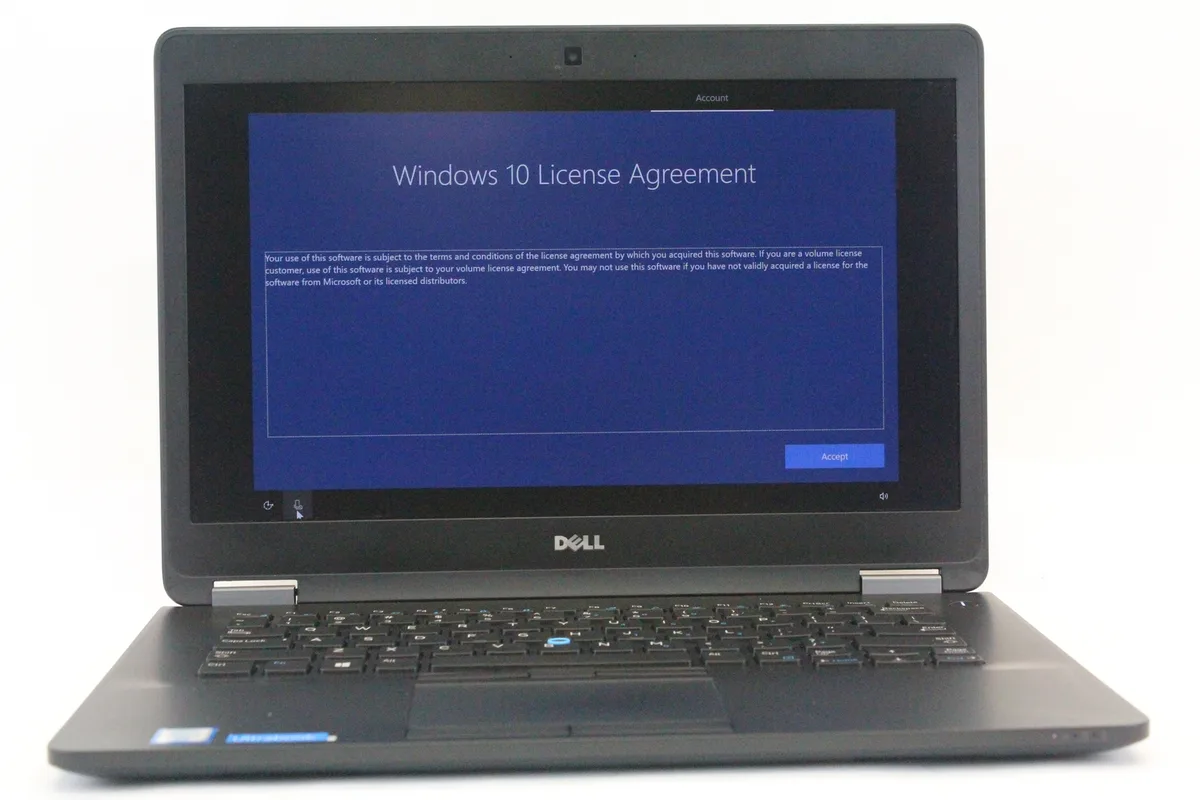 Black Dell E7470 14.0 inch laptop with corner damage and no battery