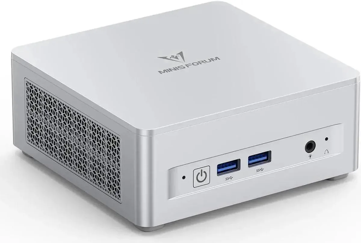 minisforum minisforum DeskMini UM870 Slim barebone mini PC Ryzen 7 8745H 32GB DDR5 512GB — photo du produit