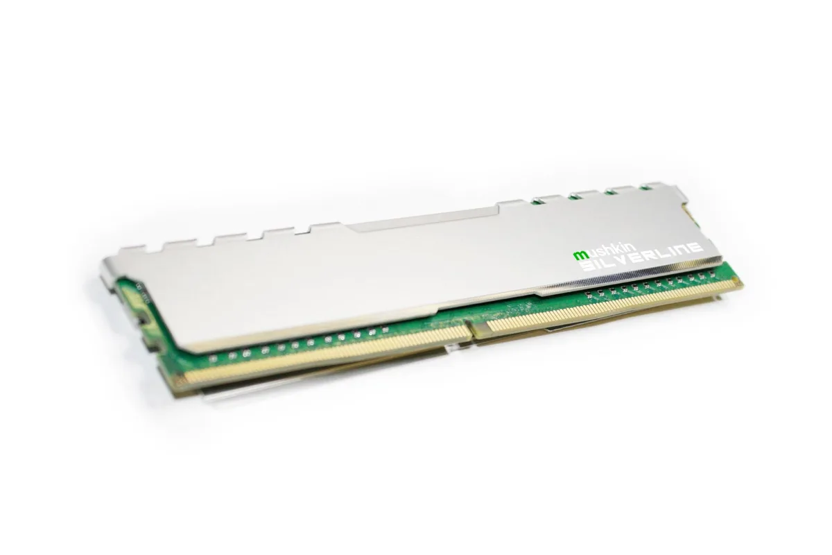 Mushkin Enhanced Mushkin Enhanced MSL4U240HF8G 8GB DDR4 2400MHz desktop RAM — product photo