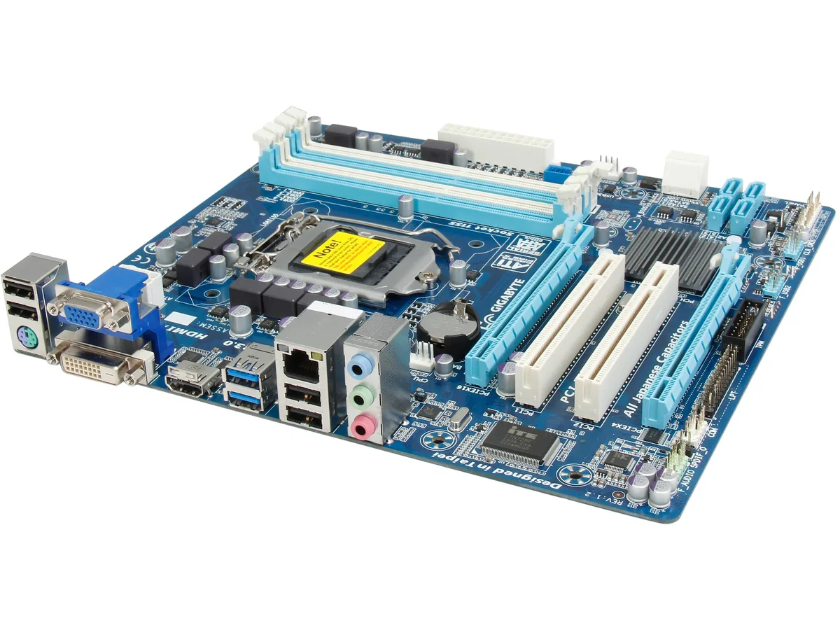 GIGABYTE GIGABYTE GA-B75M-D3H Intel motherboard — photo du produit