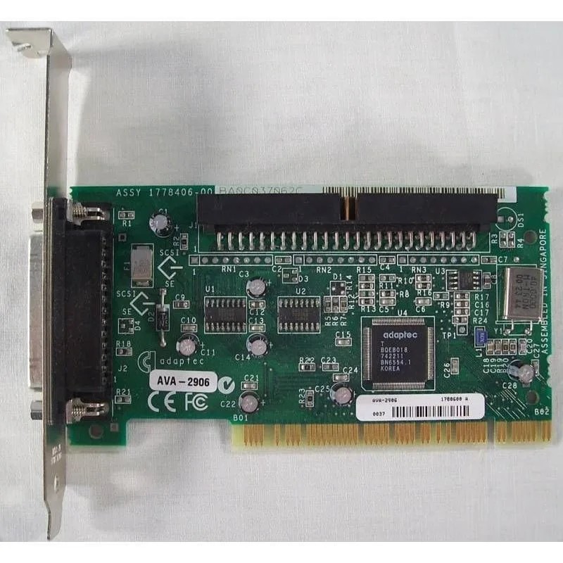 Adaptec Adaptec Ava-2906 32-bit PCI Fast SCSI controller — product photo