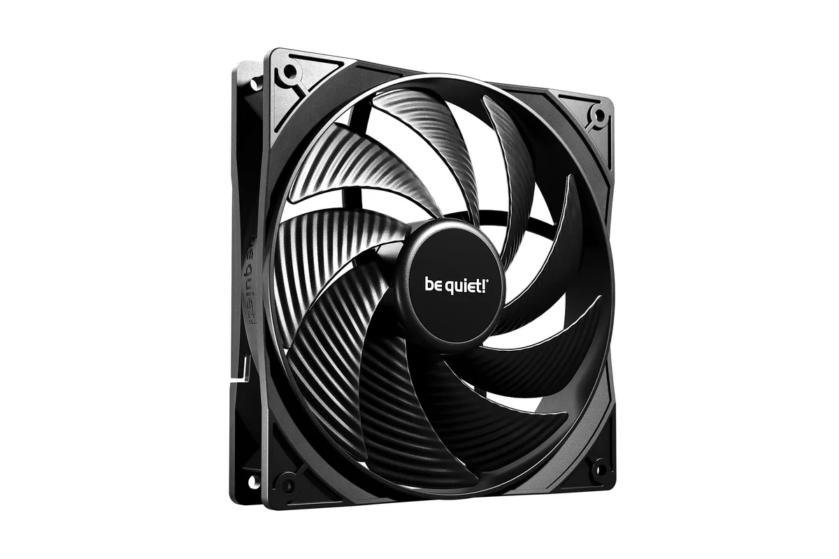 be quiet! be quiet! BL138 Pure Wings 3 140mm PWM High-speed 3-Pack Case Fans — product photo