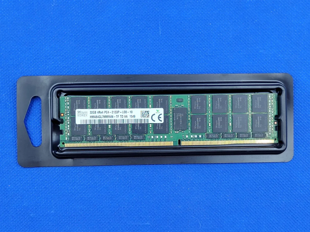 SK hynix SK hynix HMA84GL7MMR4N-TF 32GB DDR4 2133 ECC Registered Quad Rank server RAM — fotografia produktu