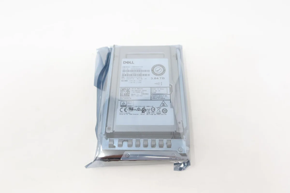 DELL DELL N85XX 3.84TB SAS 12G RI 2.5" Gen14 internal hard drive — foto del producto