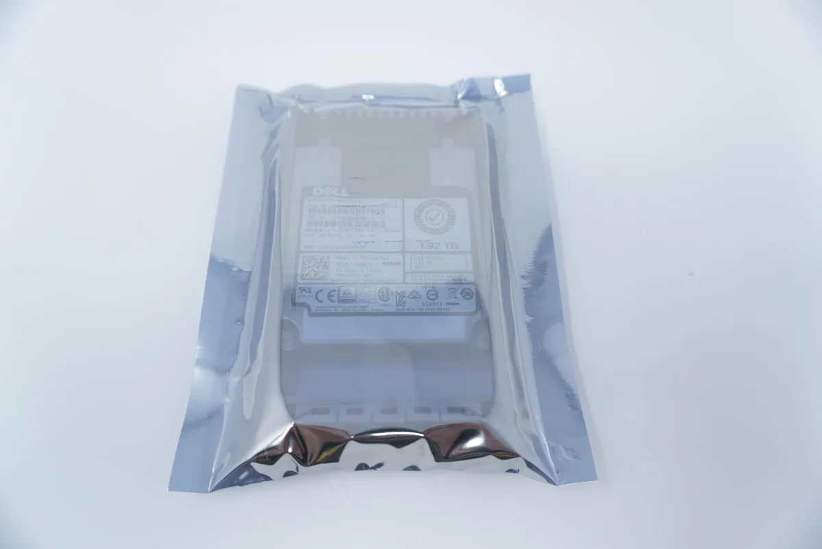 DELL DELL PX05SVB192Y 1.92TB SAS 2.5" enterprise SSD — productfoto