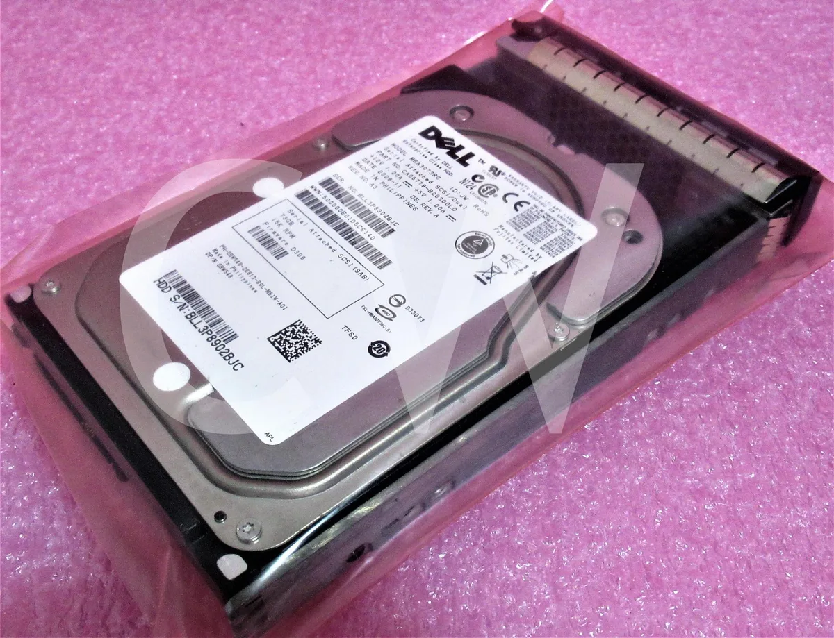 DELL DELL MBA3073RC 73GB 15000RPM 3.5" SAS 16MB internal hard drive — 商品写真