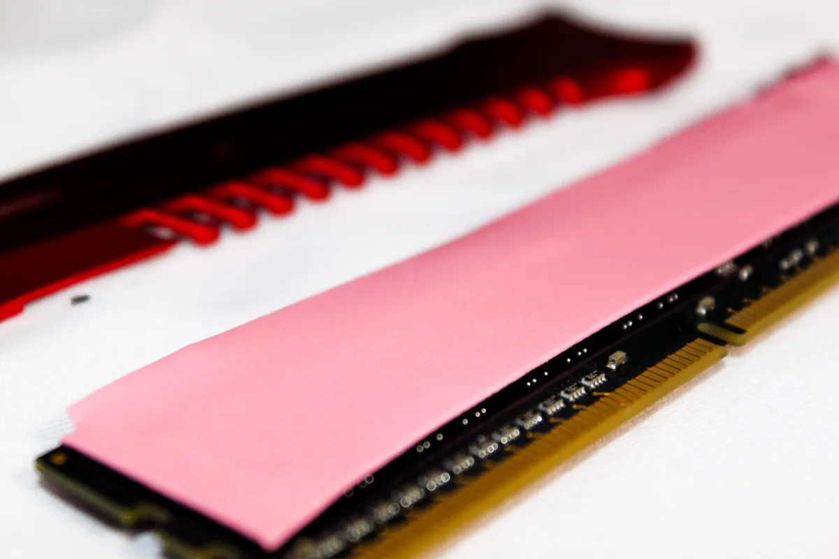 Thermal Hero Thermal Hero NEO thermal pad 120 x 20 mm 1.5 mm 12.0 W/mK — product photo