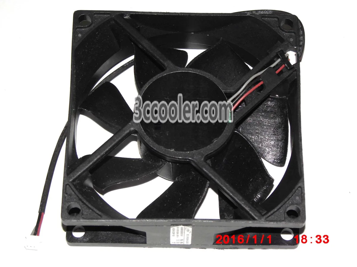 OEM Industries OEM Industries AD08012UX257301 80mm Hydraulic 3 Pin Fan — photo du produit
