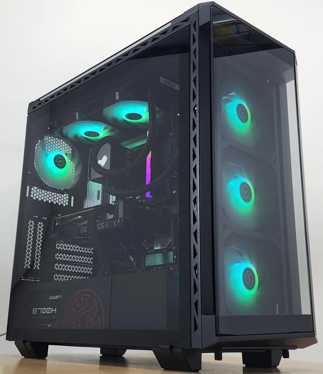 Custom Custom Ultra 5 250KF RTX 4060 Ti 16GB DDR5 1TB NVME gaming PC — fotografia produktu