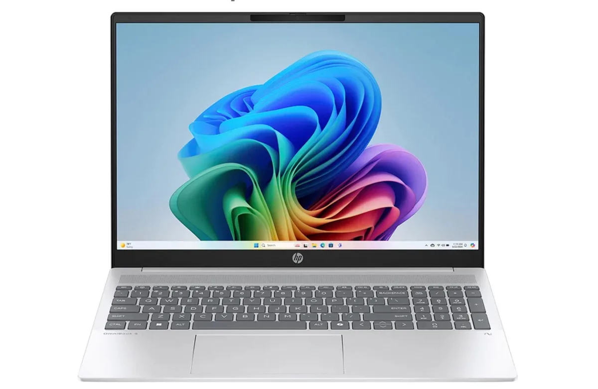 HP HP OmniBook 5 AI Ryzen AI 7 350 16" WUXGA Touch 32GB 2TB laptop — foto del producto