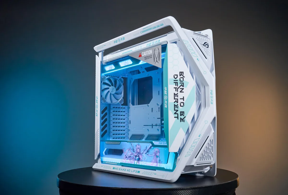 White full-tower E-ATX case with dual tempered-glass panels, four 140 mm fans and metal GPU holder