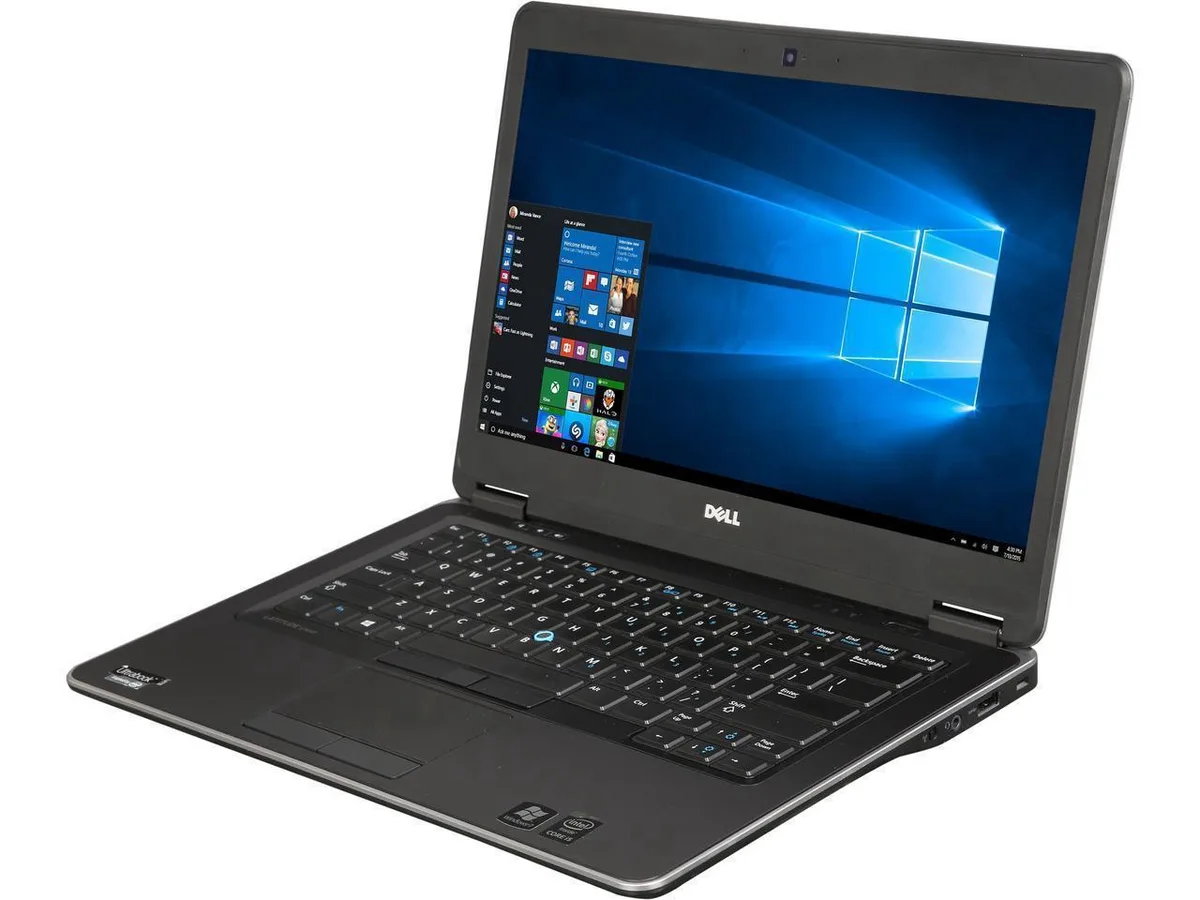 Silver 14 inch Dell Latitude E7440 ultrabook closed lid