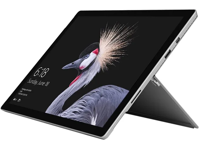Microsoft Microsoft NE5-33207 2-in-1 Laptop i5-7300U 8GB 256GB 12.3" Touch Silver Refurbished — fotografie produktu