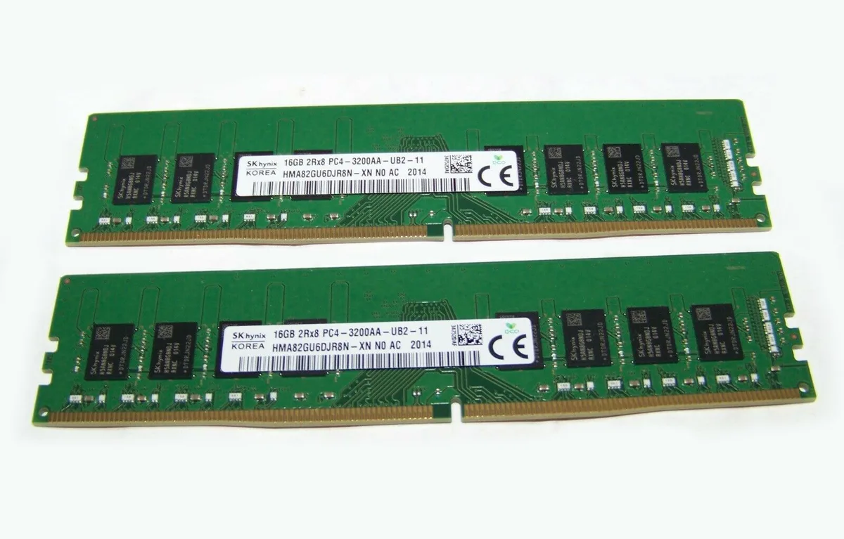 SK hynix SK hynix HMA82GU6DJR8N-XN 32GB (2x16GB) DDR4 3200 desktop RAM — product photo